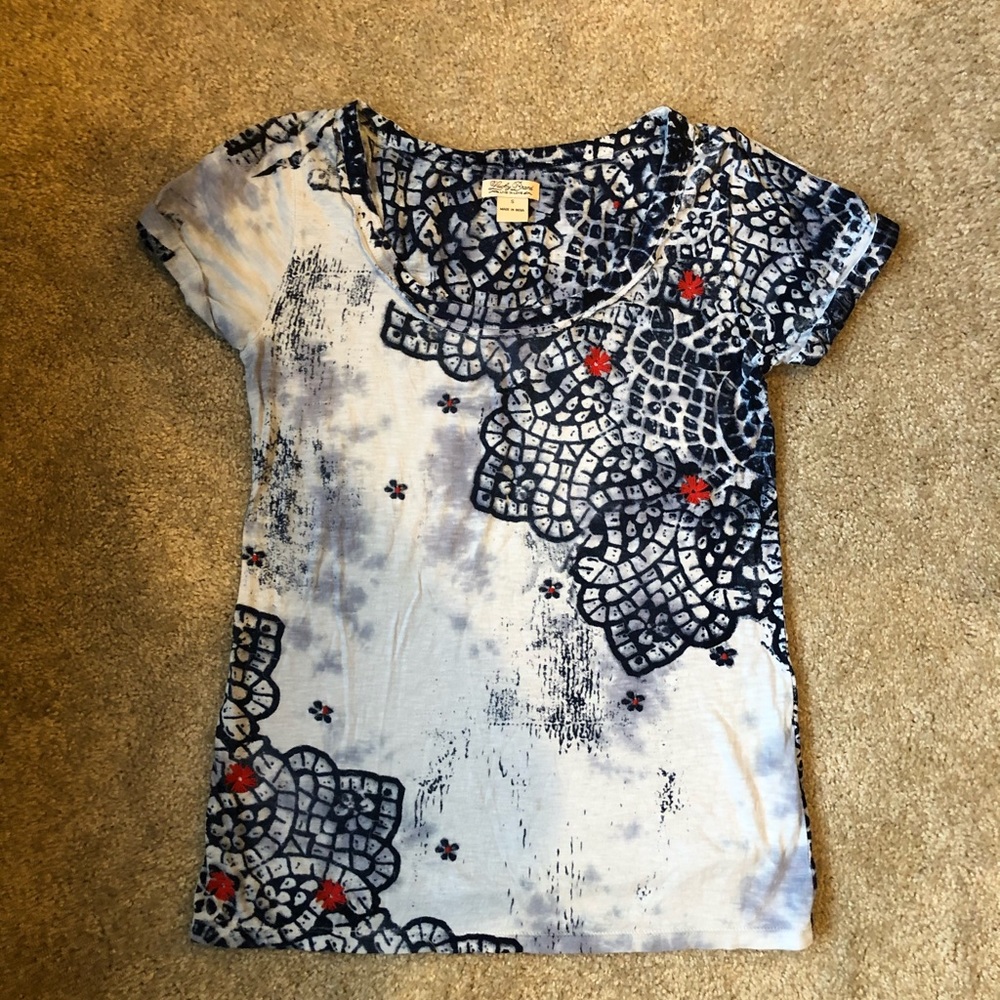 Lucky brand tshirt